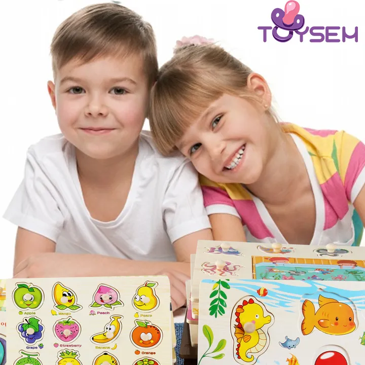 Đồ chơi bảng gỗ xếp chữ cái cho bé tập học