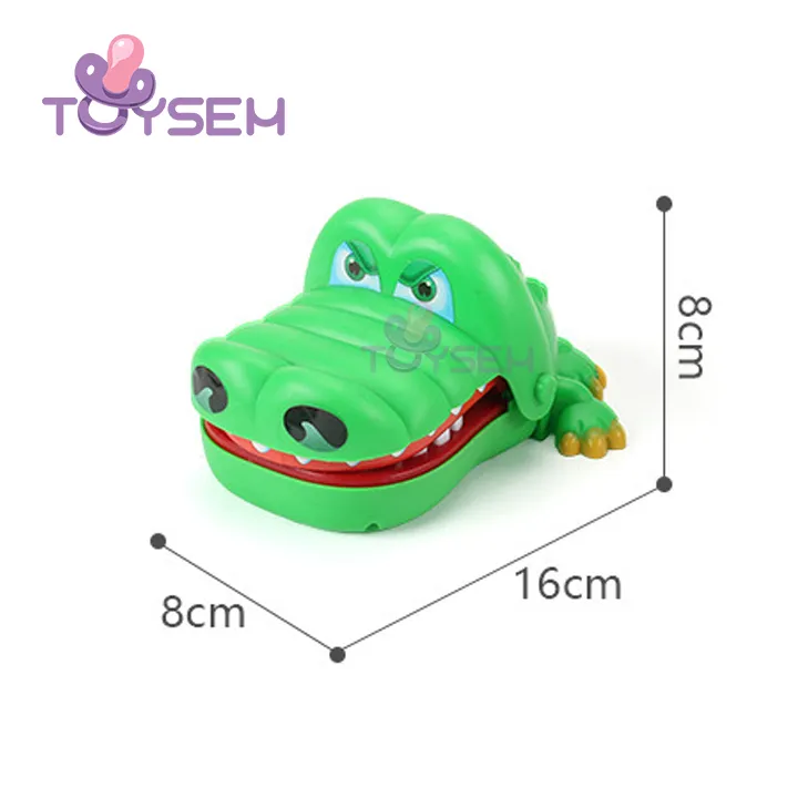 Đồ chơi trẻ em cá sấu cắn tay